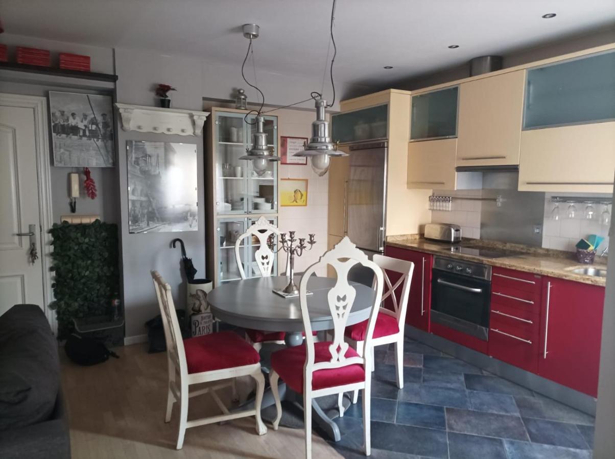 Apartamento San Quirce - Centrico Y Reformado- Wifi Y Netflix Valladolid Dış mekan fotoğraf